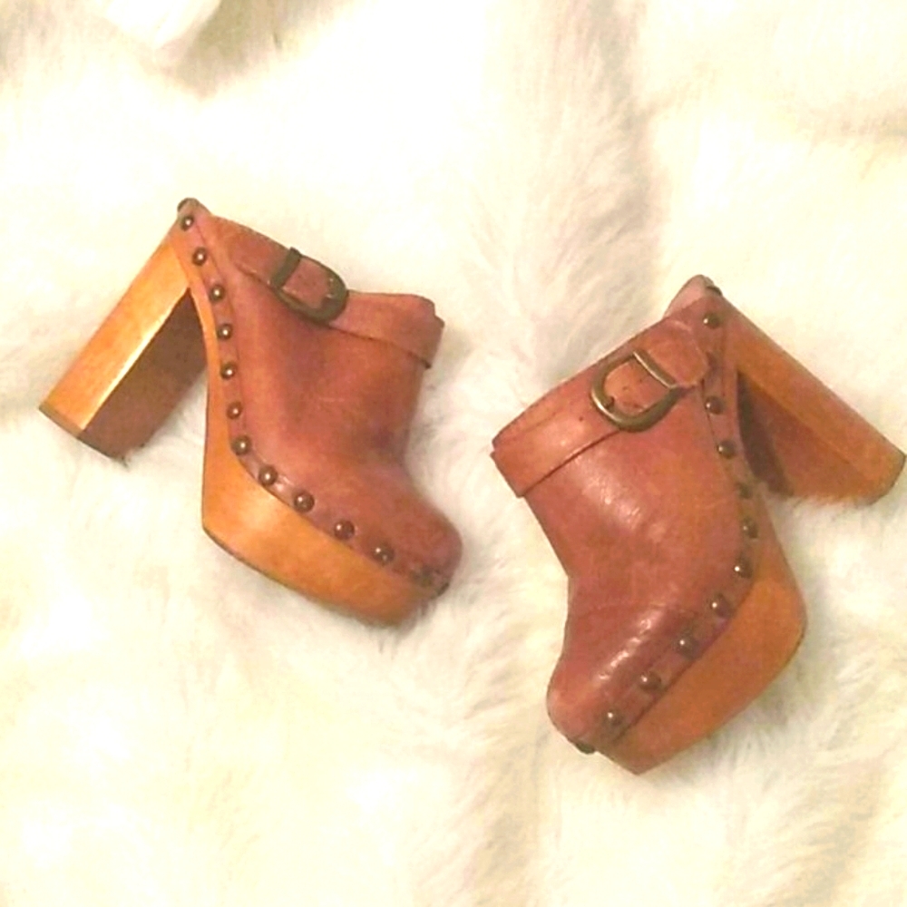 Steve Madden platform mules